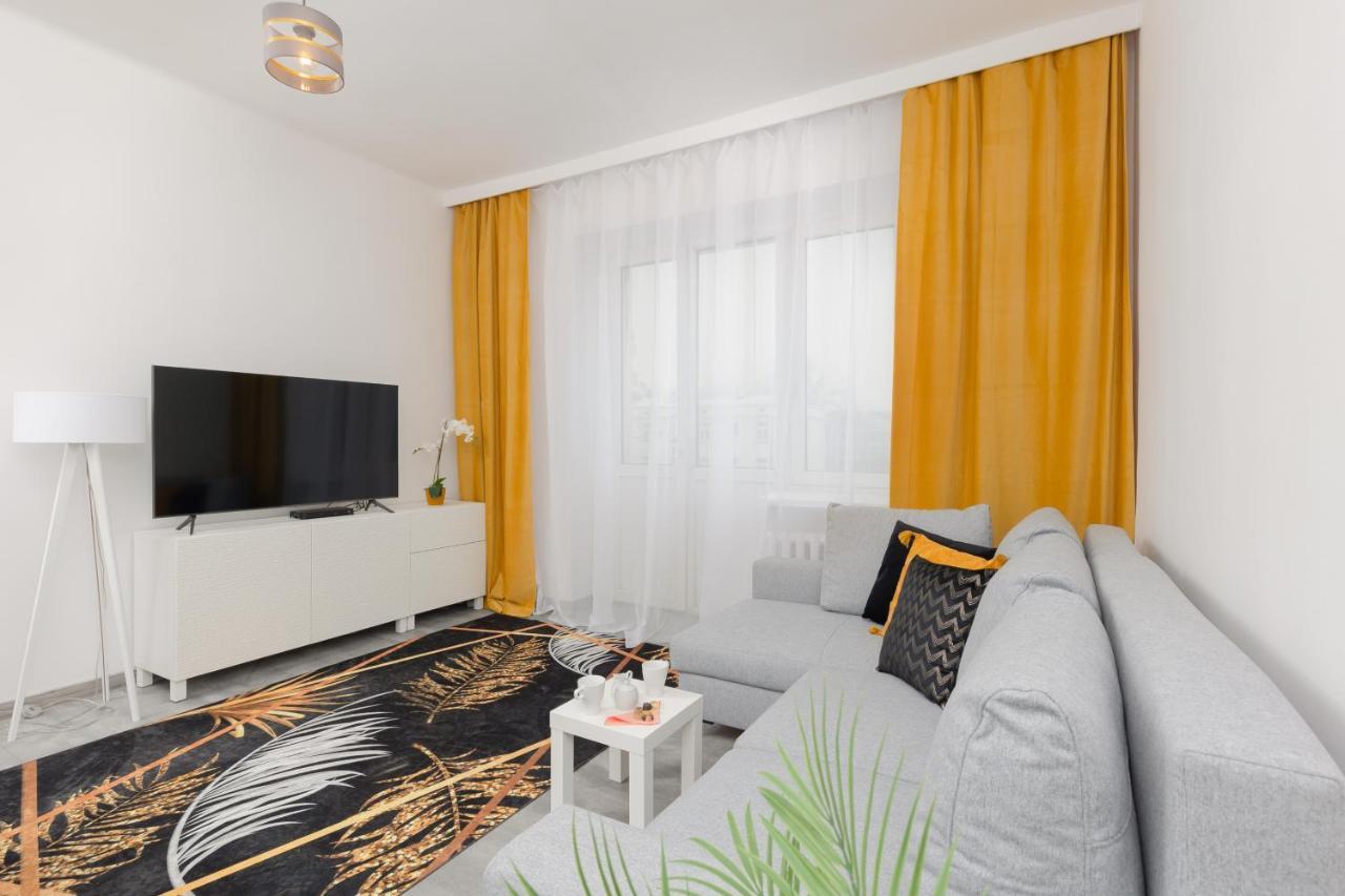 Metro Plac Wilsona Apartments Mickiewicza By Noclegi Renters Varšava Exteriér fotografie